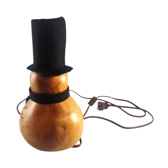Rustic Handcrafted Gourd Snowman Lamp by Meadow Brook Gourds With Black Felt Top - Picture 2 of 15